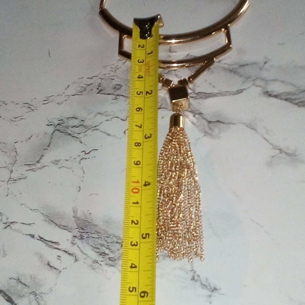 Beautiful Vintage Gold Tone Statement Necklace with Tassel - Picture 7 of 11
